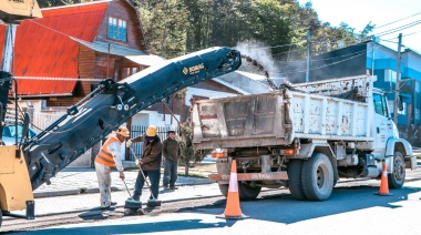 Repavimentan Alem entre entre Río Negro y San Luis