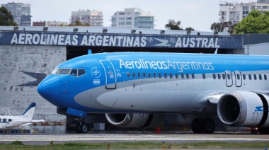 El paro de pilotos afectará a 6.000 pasajeros: Aerolíneas Argentinas deberá modificar 50 vuelos y perderá más de USD 1 millón