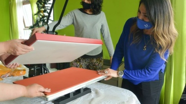 Nueva entrega de equipamiento a emprendedoras de Ushuaia