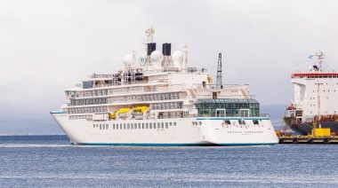 Activación de protocolo Covid por un caso positivo en crucero Crystal Endeavor
