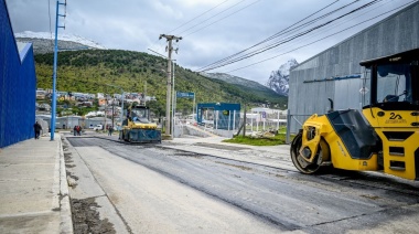Personal de bacheo se capacitó en asfalto en frío y se trabaja intensamente en la recuperación vial.