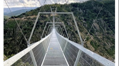 Portugal inauguró el puente peatonal colgante más largo del mundo