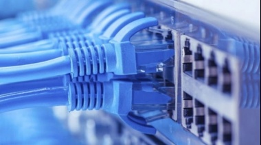 Por decreto, el Gobierno liberó los precios de la telefonía móvil, internet y cable