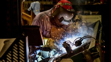 Naciòn dejará de subsidiar las tarifas de luz a comercios, industrias y pymes
