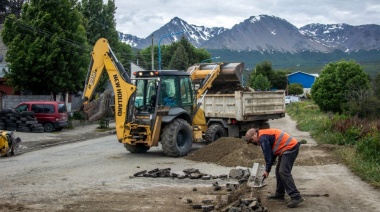 Recuperación VIal: trabajos de bacheo en Congreso Nacional y Nello Magni.