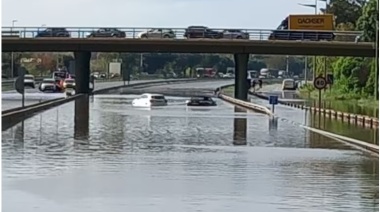 Catástrofe climática en España: Las inundaciones llegan a Barcelona mientras continúa la búsqueda de desaparecidos en Valencia
