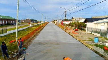 Segunda etapa en la pavimentación de calle Thorne