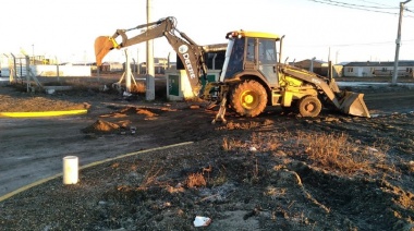 Las máquinas viales siguen trabajando en el mantenimiento de las calles de ripio