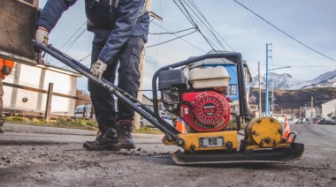 Continúa el mantenimiento de calles previo a la veda invernal