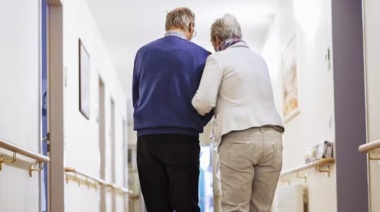 Una investigación fijó a partir de qué edad se producen profundos cambios moleculares