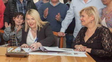 Adjudicación de la obra de Reencontrándonos.