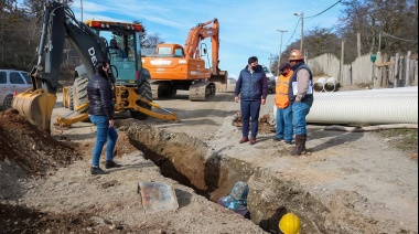 Reactivan la pavimentación de Avenida Los Ñires en Tolhuin