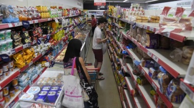 Efectos de la caída del poder adquisitivo: “Desde el 15 del mes la gente empieza a usar la tarjeta de crédito”