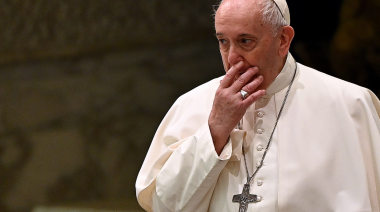El Papa pidió una ley de convivencia civil para los gays: "tienen derecho a estar cubiertos legalmente"