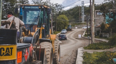 Avanza el pavimentado de nuevas calles en Barrio Los Morros