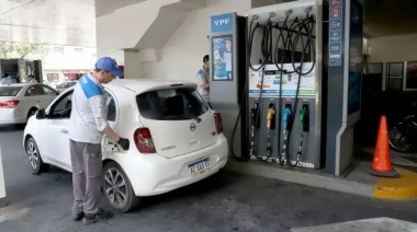 Vuelve a aumentar la nafta en noviembre: podría llegar a subir 4%