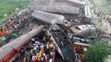 El peor accidente ferroviario del siglo XXI en la India