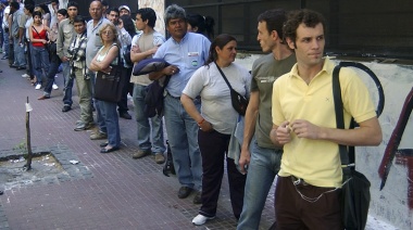 Oficial: la desocupación se disparó en los primeros meses de Milei