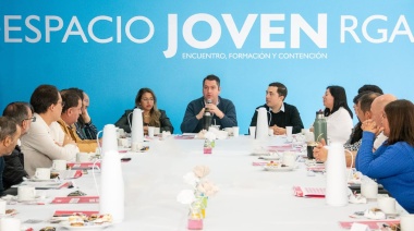 El intendente mantuvo un encuentro con directivos de los colegios secundarios de la ciudad