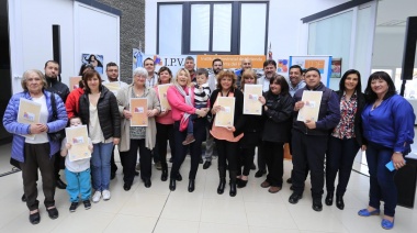 Familias de Río Grande recibieron su título de propiedad