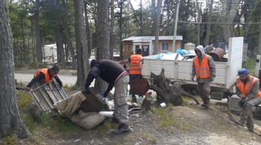 Jornada de limpieza integral en el Barrio Dos Banderas