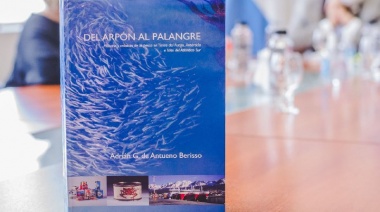 La Municipalidad de Ushuaia declaró de interés público el libro del Dr Adrián De Antueno