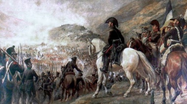 Un profesor encarnó a San Martín, arengó a sus alumnos y emocionó a todos
