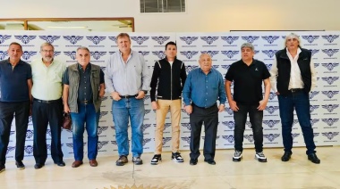 Se unen todos los gremios del transporte para rechazar la eventual privatización de Aerolíneas
