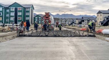 Iniciaron el hormigonado de De la Estancia y continúa la repavimentación de calles céntricas