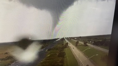 El huracán Milton se acerca con furia a Florida: evacuaciones contra reloj, un tornado y los parques de Disney cerrados