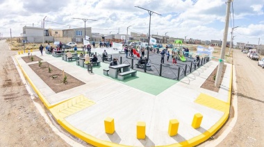 Inauguraron una nueva plaza en el Barrio Centenario
