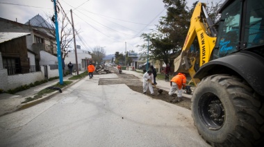 Trabajos de reparación de la calle Fuegia Basket