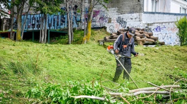 Jornada de limpieza en distintos barrios de Ushuaia