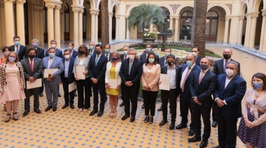 Los gobernadores prometen que no habrá impuestazo y se reunirán con Martín Guzmán por el FMI