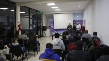 Comunidad Segura: El Municipio, a través del CENT 11, capacita a emprendedores en Primeros Auxilios