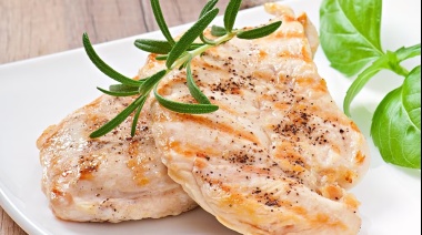 5 alimentos con más proteínas y nutrientes que el pollo