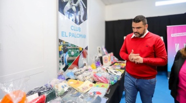 El intendente Vuoto entregó elementos de trabajo a Centros Comunitarios de la ciudad