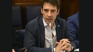 Stefani cuestiona duramente a De Loredo y otros críticos de la Ley 19640.