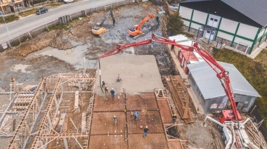 Residencia de Adultos Mayores de Ushuaia: Hormigonaron losas, vigas y columnas en la obra