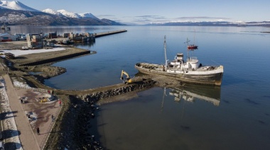 La DPOSS recordó la prohibición de subir al barco Saint Christopher