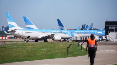 Tras meses de paros salvajes Aerolíneas Argentinas acordó con los sindicatos y dio por terminado el conflicto gremial