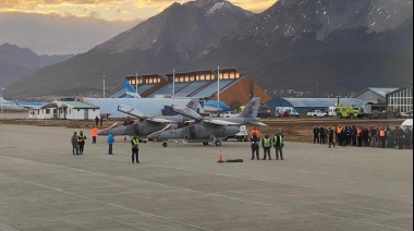 Previo paso por Ushuaia, Fernández llegó a la Antártida donde reafirmará el carácter bicontinental de la Argentina