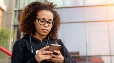 ¿Tiene algún riesgo para la salud la nueva tecnología 5G para celulares?