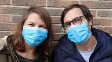 "El miedo ya no es al covid, es a lo que decidan hacer con tu cuerpo": El pánico de una pareja argentina confinada en Shanghái