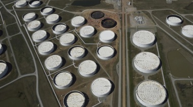 Por qué el petróleo tocó su piso histórico y qué significa que cotice debajo de cero