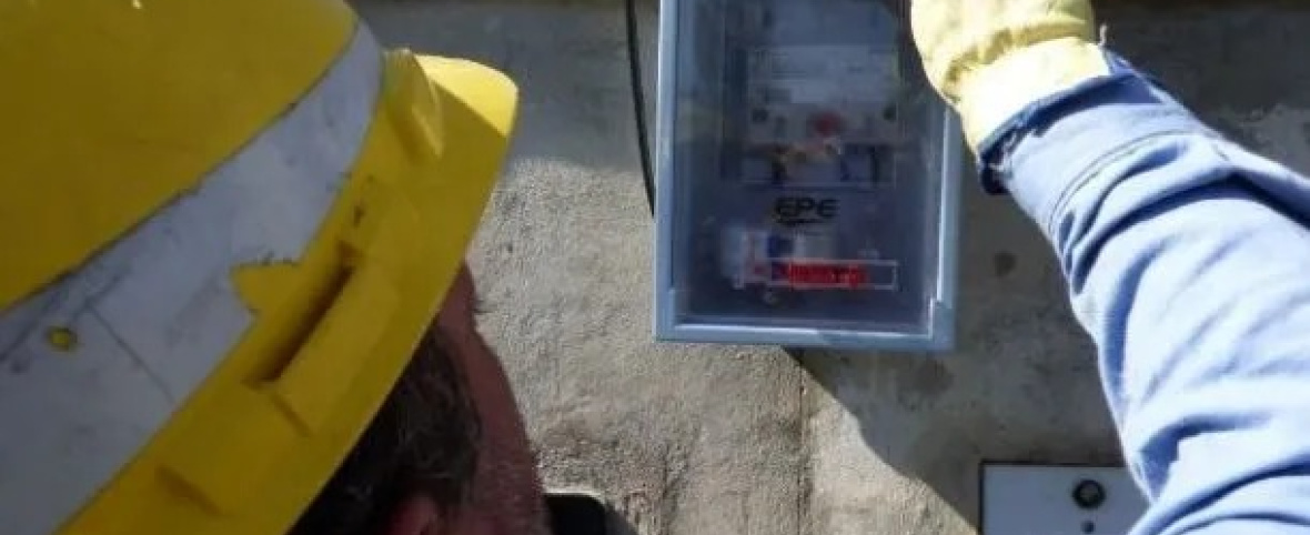 El Gobierno vetó la ley que prohibía cortes de luz, agua y gas durante el invierno
