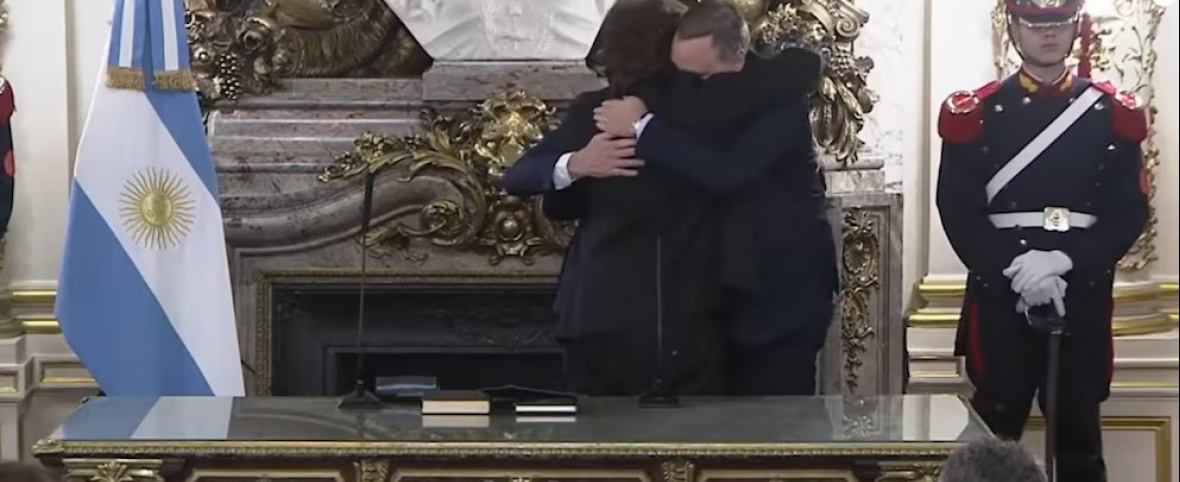 Adorni, comprador compulsivo