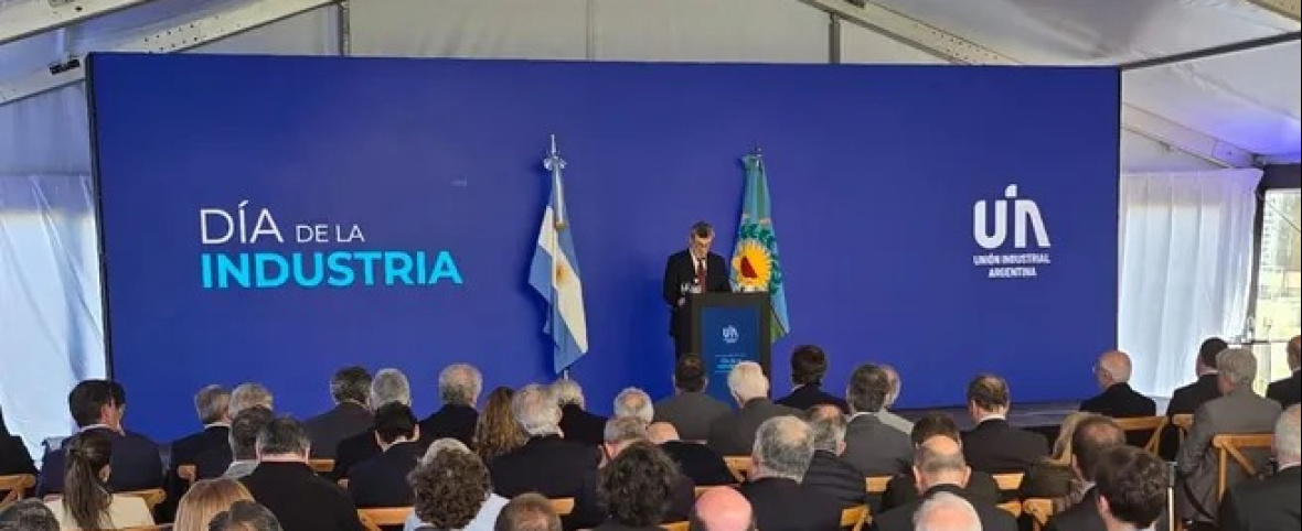 La UIA advirtió que se perdieron 90.000 empleos industriales desde 2023 y pidió "respeto para los que producen"