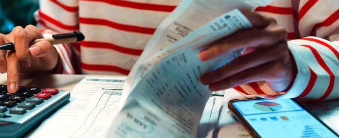 El nivel de deuda de las familias volvió a aumentar y llegó al 18% en julio
