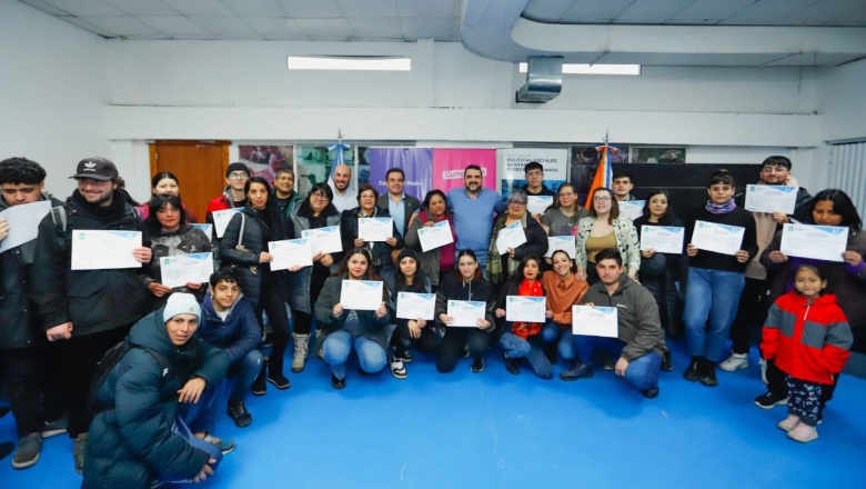 Ushuaia: 193 Vecinos reciben certificados de manipulación de alimentos